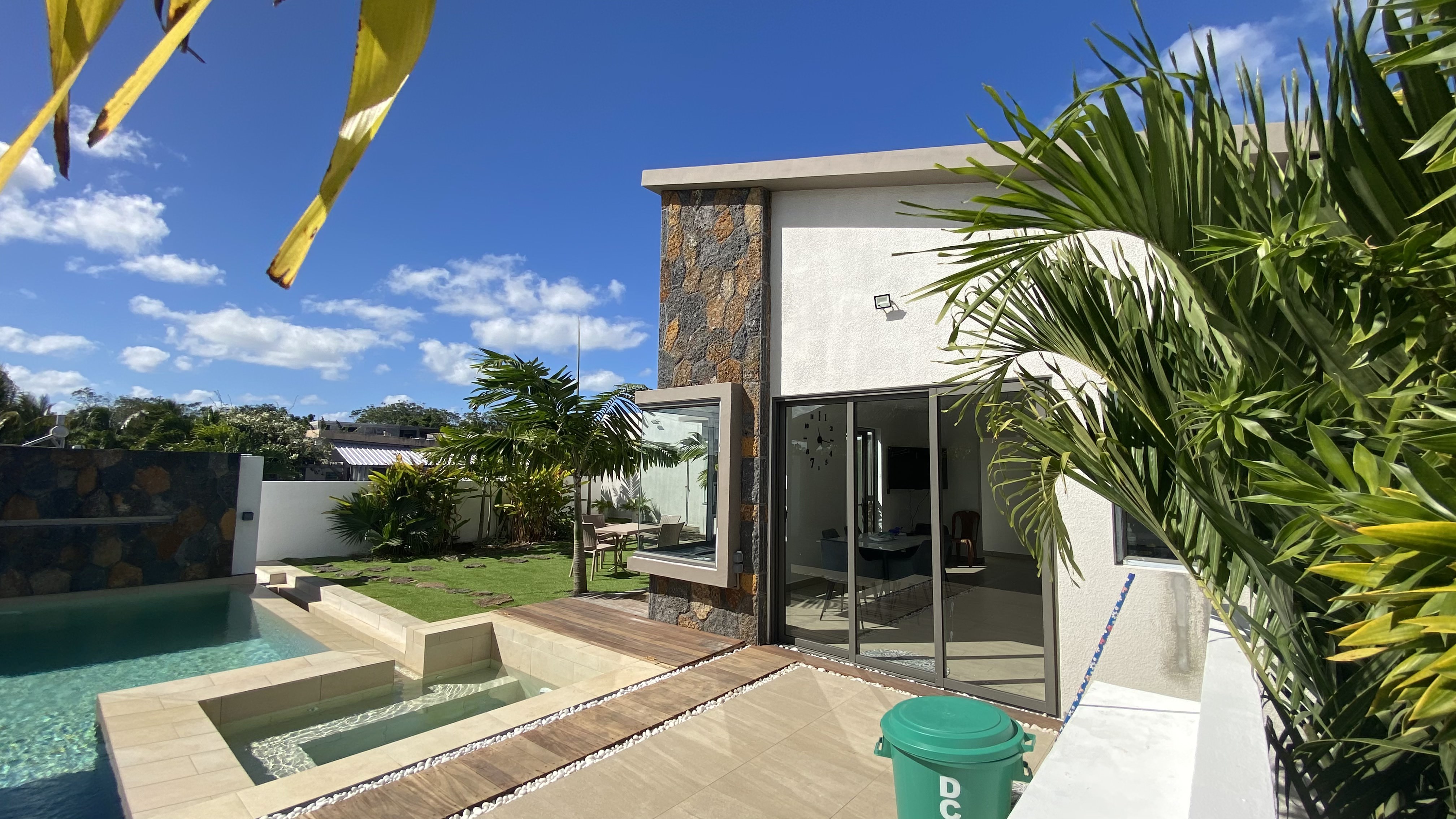 Gallery 8 Image 8