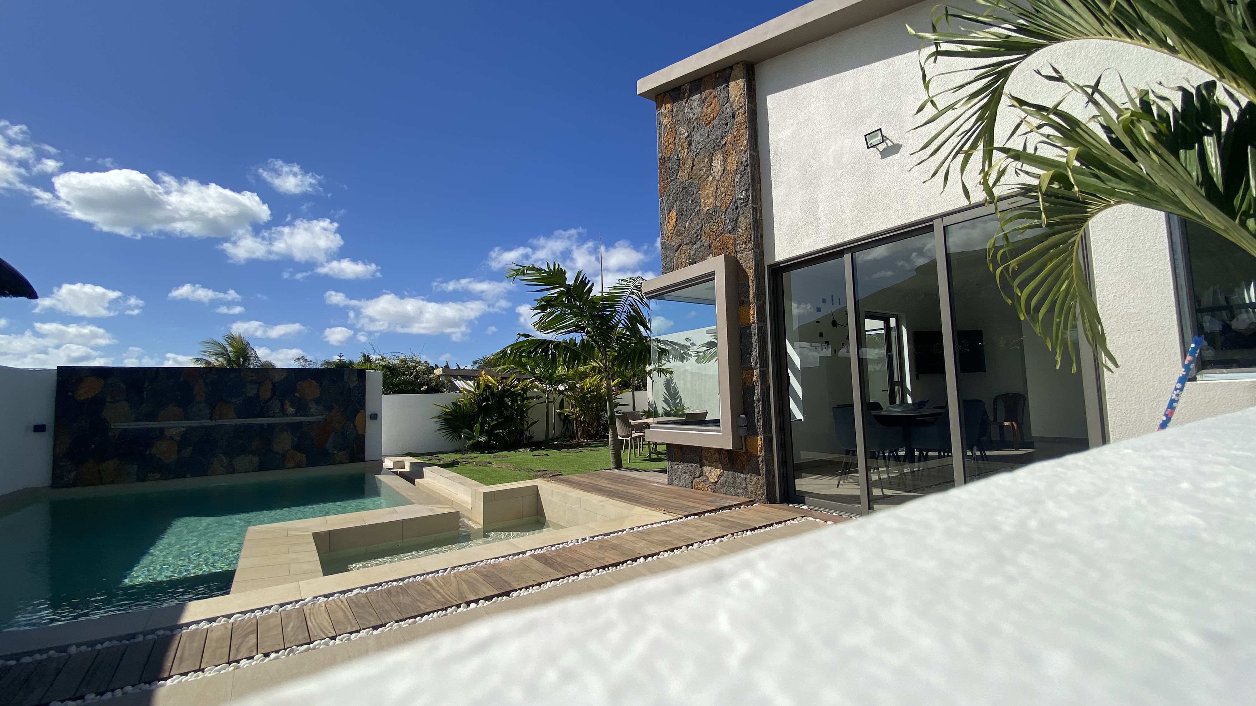 Gallery 9 Image 9